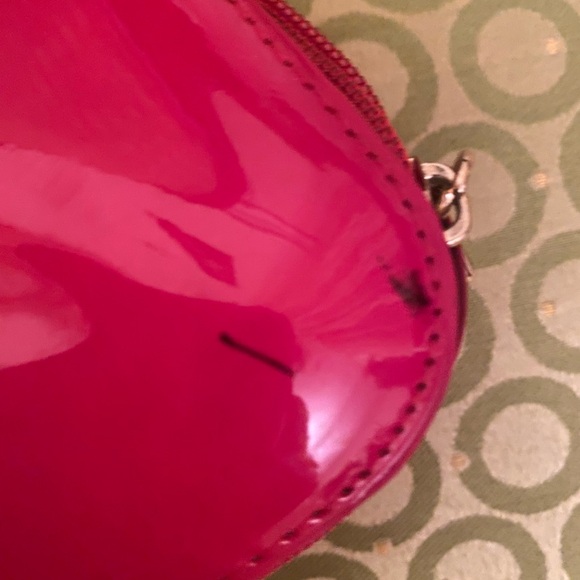 Betsey Johnson red lips purse. Hot love - Picture 6 of 6